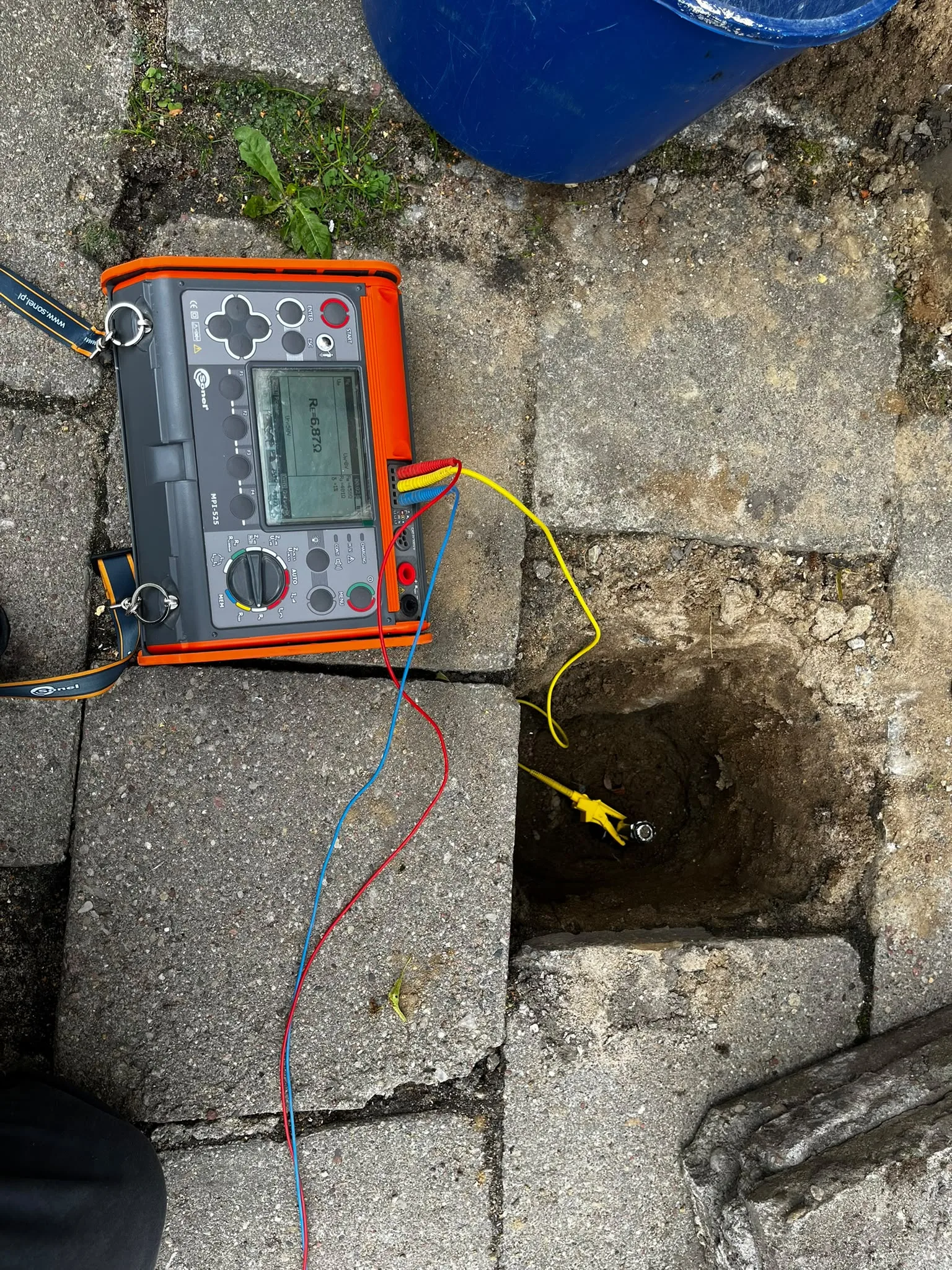CKU Koszalin — uziemienie i gotowa instalacja odgromowa, etap prac 18